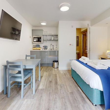 Bicester Court Buitenkant foto